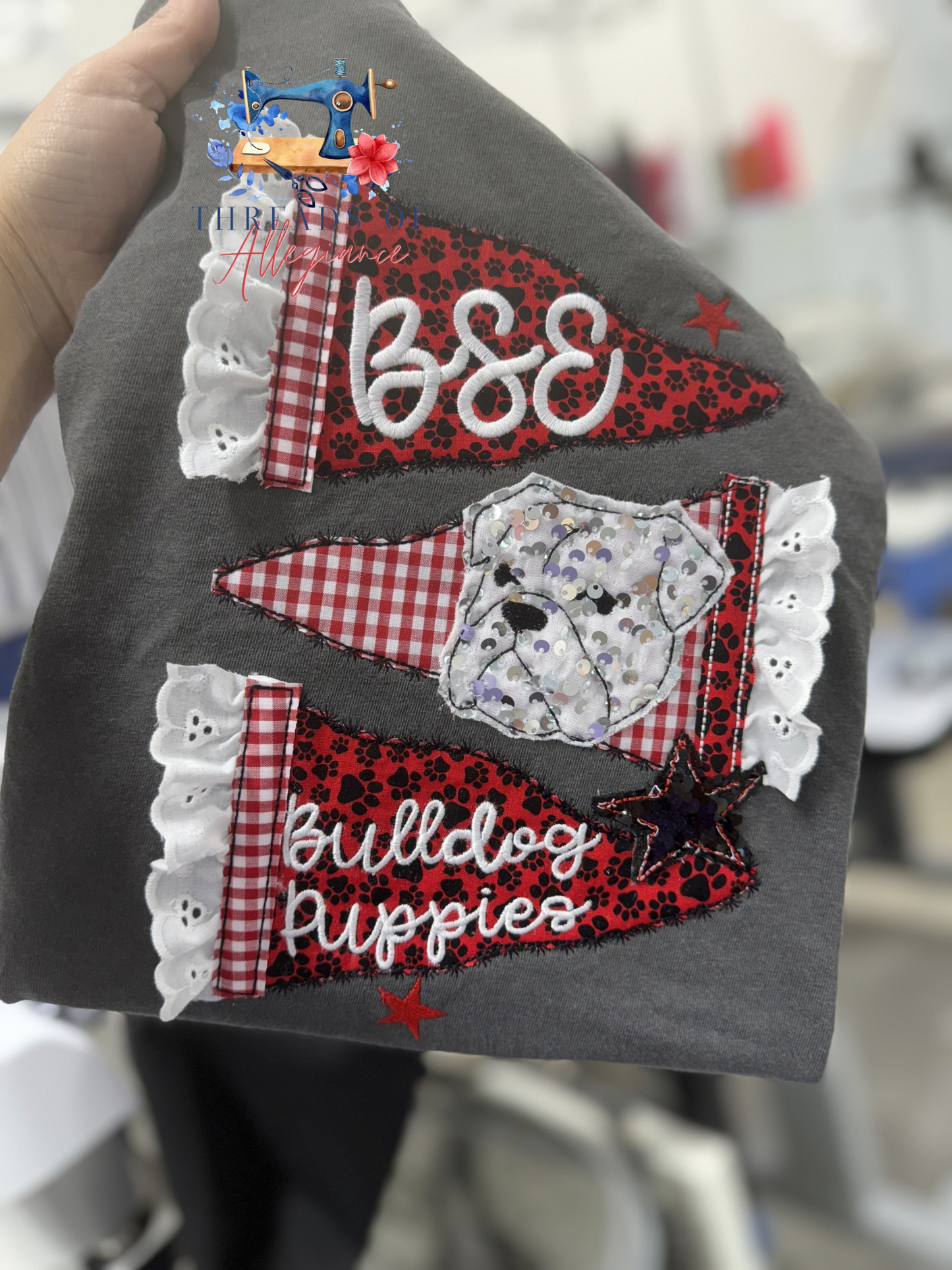 Bulldog Trio Pennant Flag