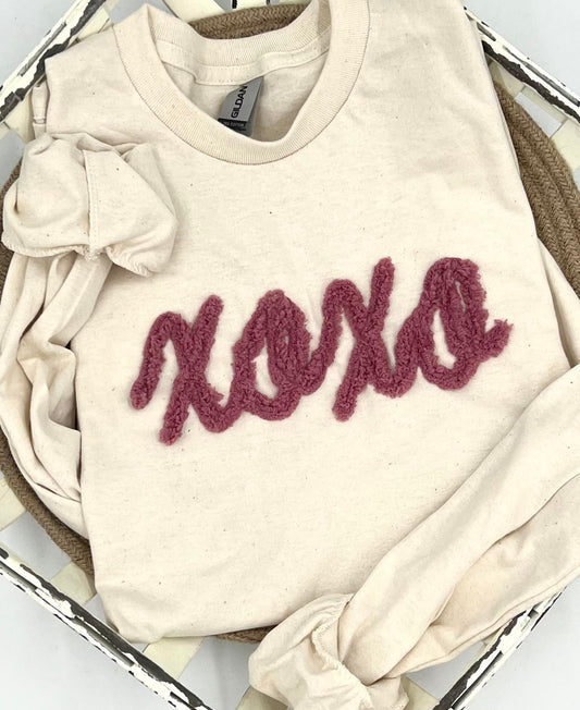 XOXO Chenille Yarn tee